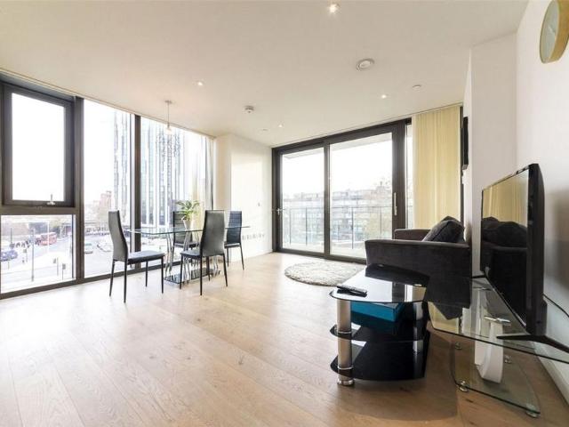 Apartment for rent in Elephant and Castle, Greater London