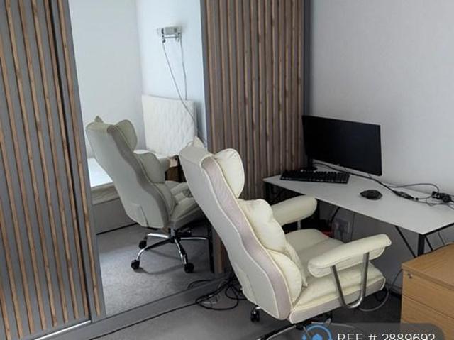 Room for rent in Bermondsey, Isle Of Man