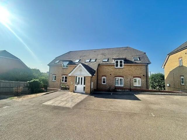 Apartment for rent in Steeple View, Essex