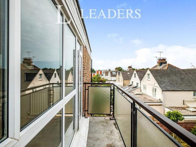 Apartment for rent in Fishersgate, West Sussex