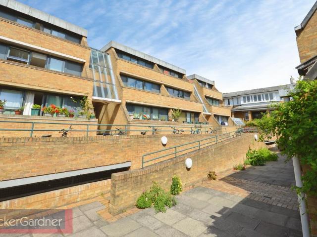 Flat for rent in Arbury, Cambridgeshire