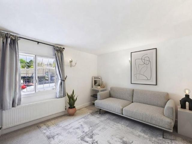 Apartment for rent in Cookham