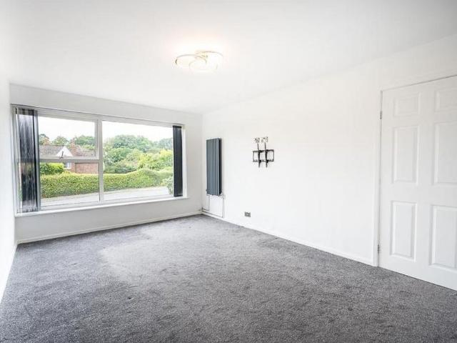 Apartment for rent in Roundhay, West Yorkshire