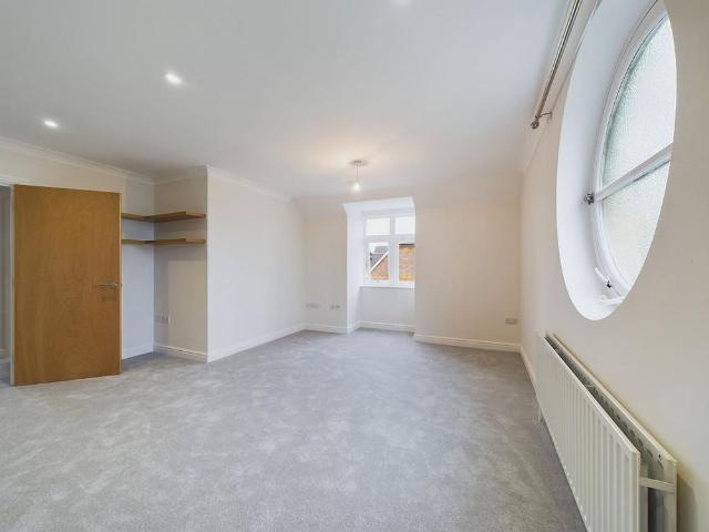 Apartment for rent in New Town, Horsham