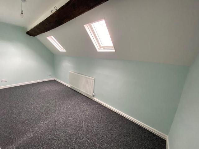 Flat for rent in Compton, Froggatt