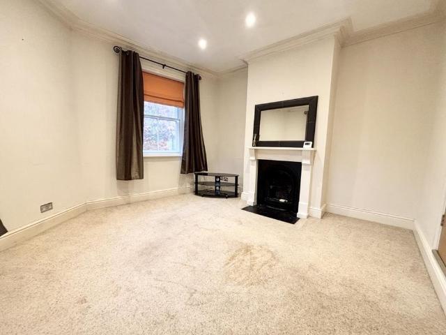 Apartment for rent in Brackenfield, East Midlands