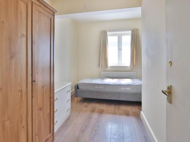 Flat for rent in New Malden, Greater London