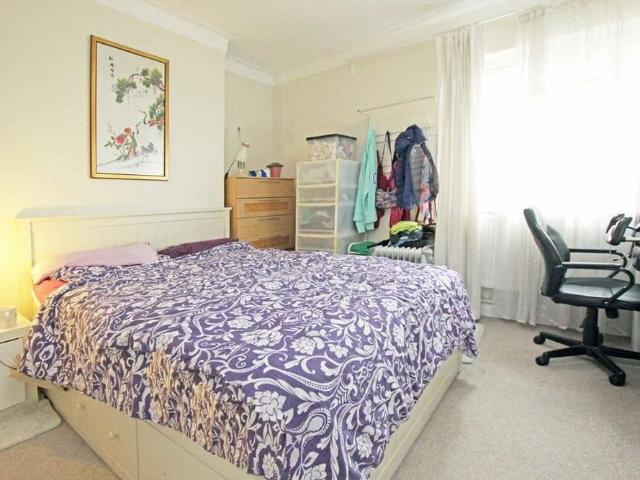 Apartment for rent in North Sheen, Greater London