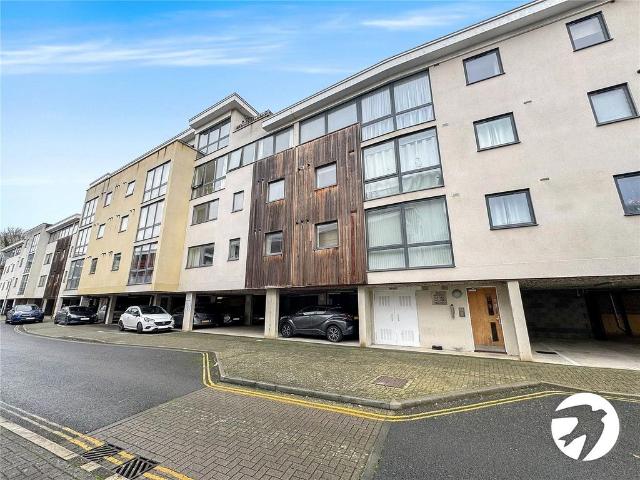 Flat for rent in Midway, Kent