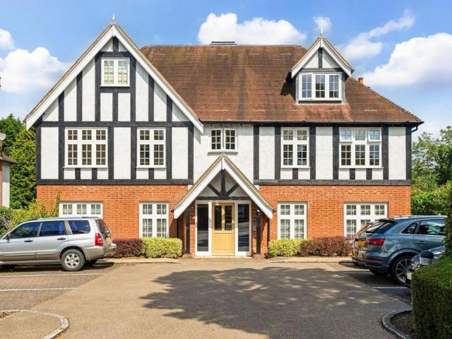 Apartment for rent in Red Hill, Surrey