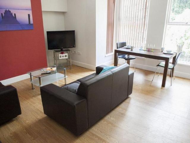 Apartment for rent in Brynmill, Swansea