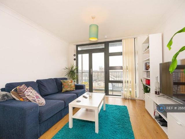 Flat for rent in Bromley-by-Bow, Bow
