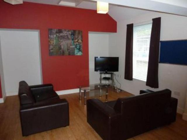 Apartment for rent in Brynmill, Swansea