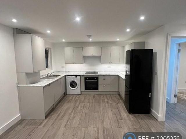Flat for rent in Potters Bar, Hertfordshire
