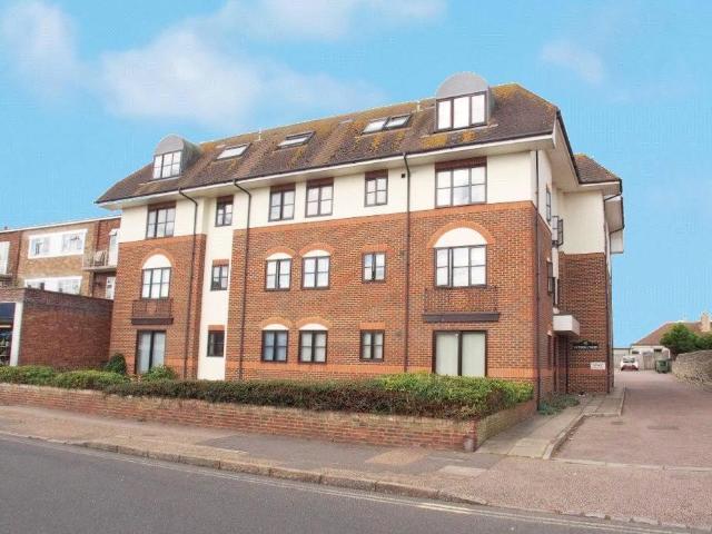 Flat for rent in Fishersgate, West Sussex