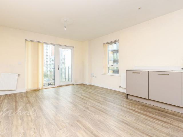 Apartment for rent in Brompton, Gillingham