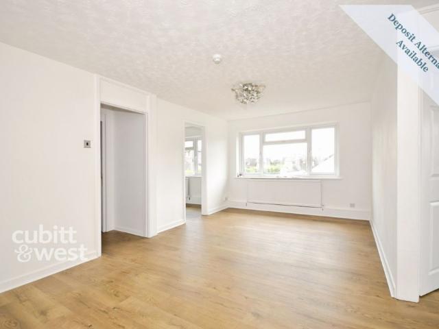 Apartment for rent in Perryfields, West Sussex