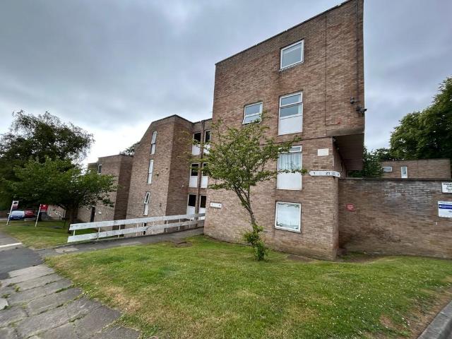 Flat for rent in Eccleshill, West Yorkshire