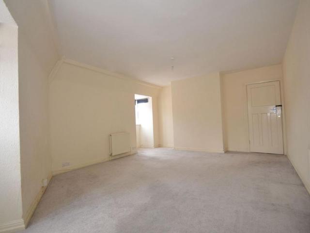 Apartment for rent in Beaconsfield, Knotty Green