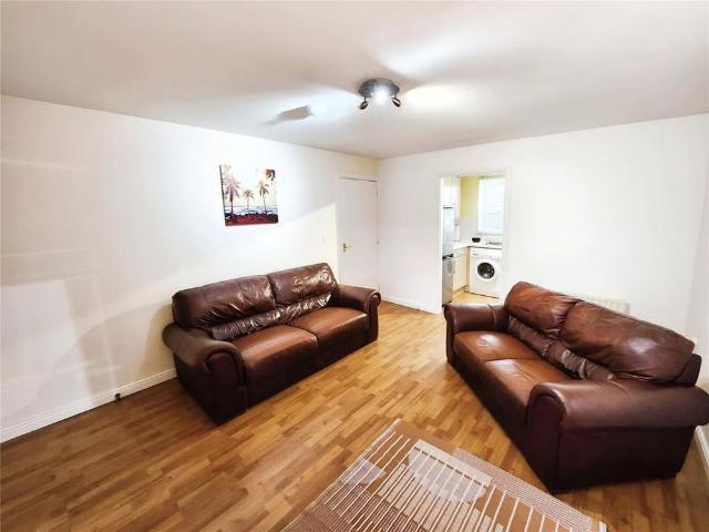 Apartment for rent in Pitreavie, Dunfermline