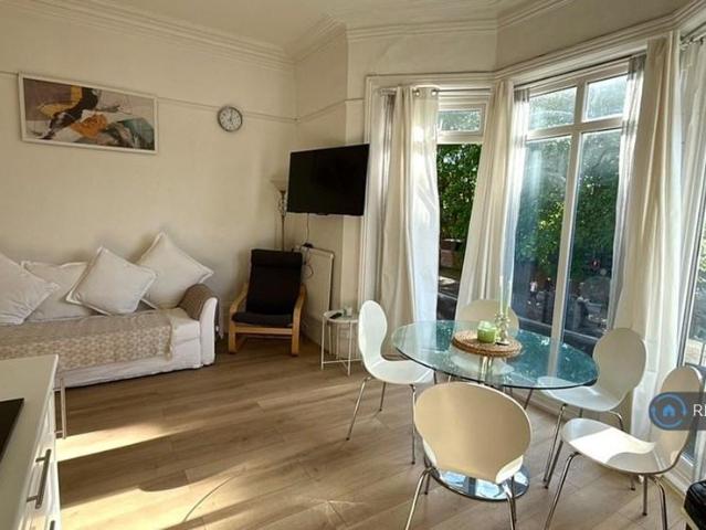 Apartment for rent in London Borough of Lewisham, Greater London