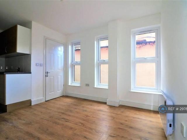 Apartment for rent in Spring Park, Luton