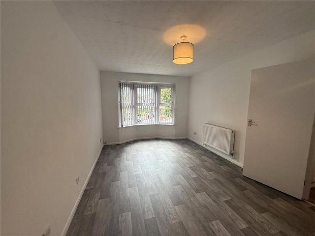 Apartment for rent in Merry Oak, City Of Southampton