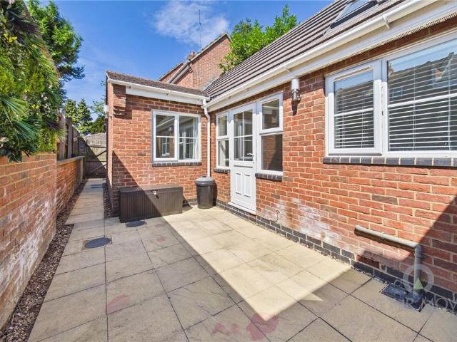 Flat for rent in Phippsville, Northampton