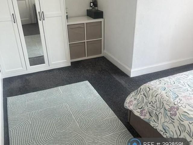 Apartment for rent in Hillside, Leith