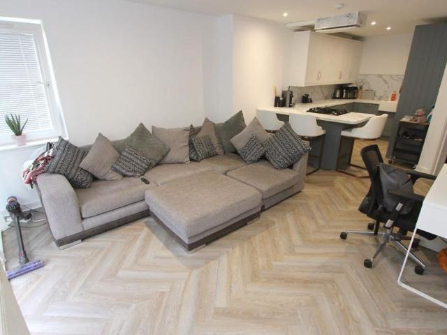 Apartment for rent in Hillside, City of Edinburgh