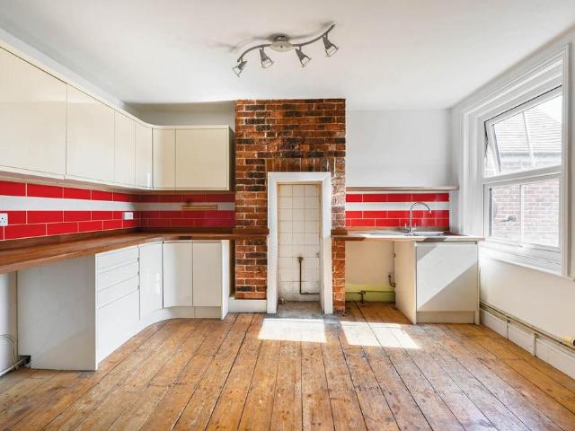Flat for rent in Tilling Green, Rother