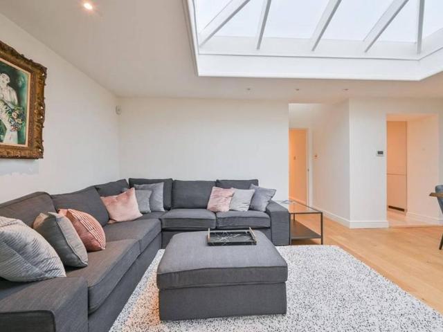 Apartment for rent in Maida Vale, Isle Of Man