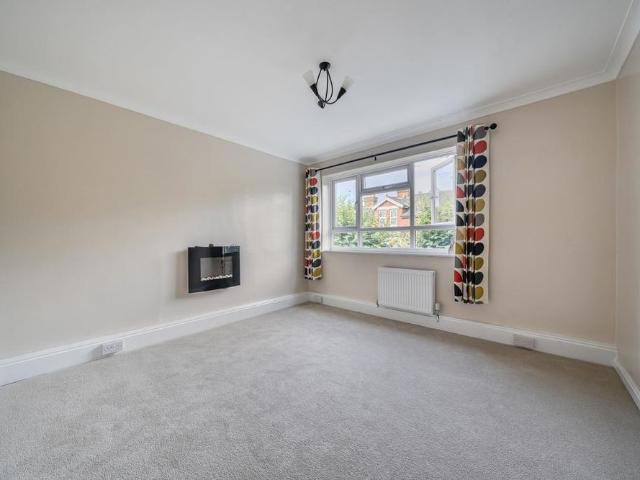 Apartment for rent in St James, Sandown Park