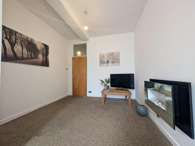 Apartment for rent in Haworth Brow, Bradford