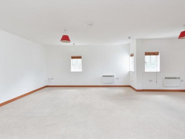 Apartment for rent in Barracks, The Bridge