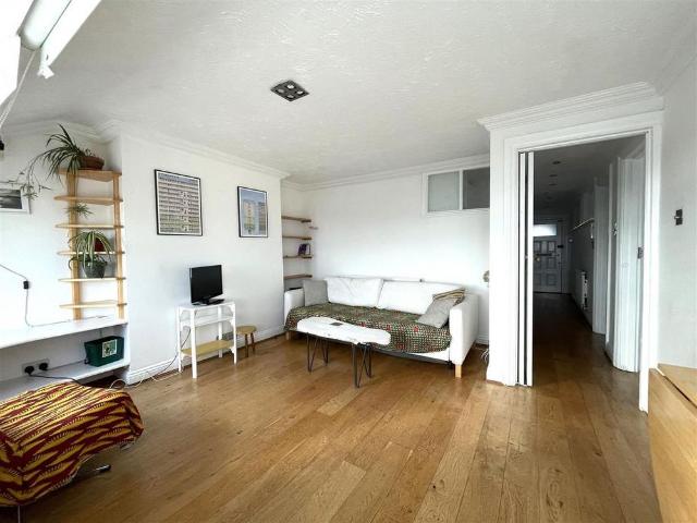 Apartment for rent in Queen's Park, Brighton & Hove
