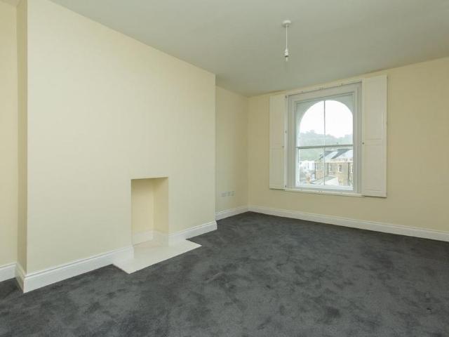 Apartment for rent in Clarendon, Ash