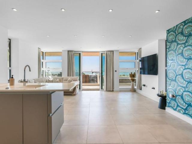 Apartment for rent in Rottingdean