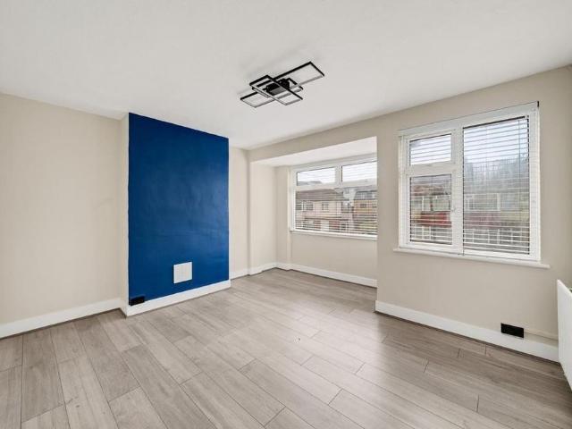 Apartment for rent in Greater London