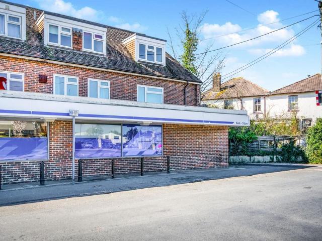 Flat for rent in Horsham, West Sussex