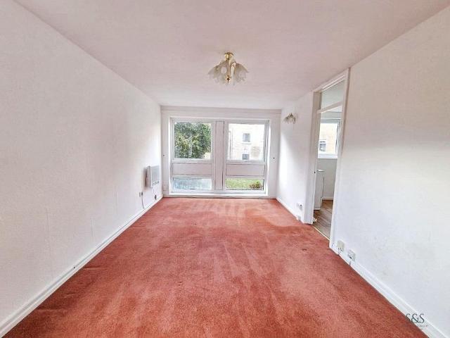 Apartment for rent in Blackford Bridge, Bury