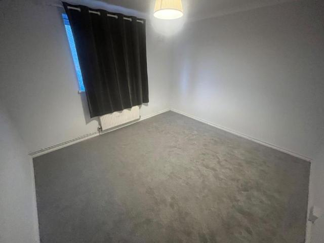 Apartment for rent in London Borough of Ealing, Greenford