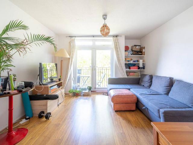 Flat for rent in Kentish Town, Isle Of Man