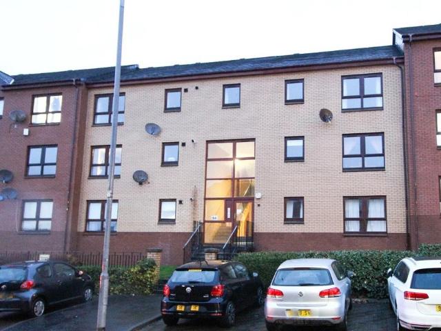 Flat for rent in Oakbank, Firhill