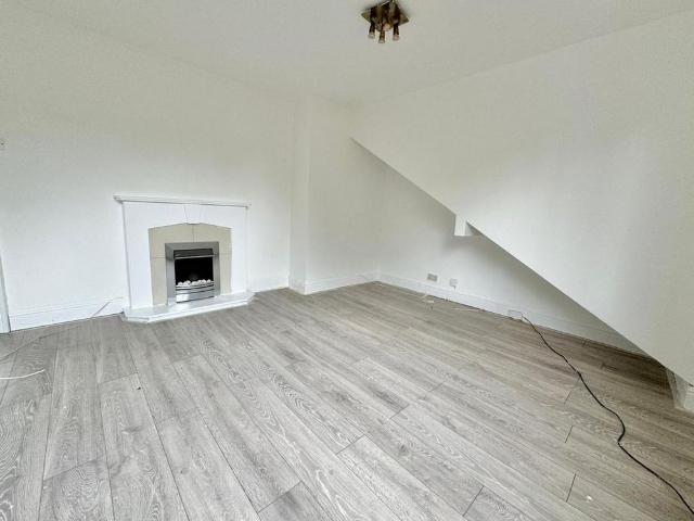 Apartment for rent in Chapeltown, West Yorkshire
