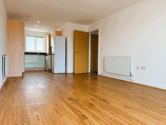 Apartment for rent in Wexham and Ivers Community Board, George Green
