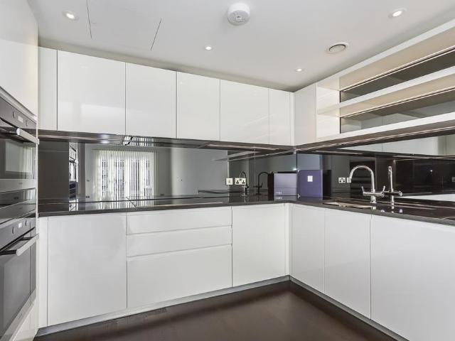 Flat for rent in Fulham, Isle Of Man