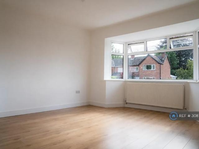 Apartment for rent in Hazel Grove, Stockport
