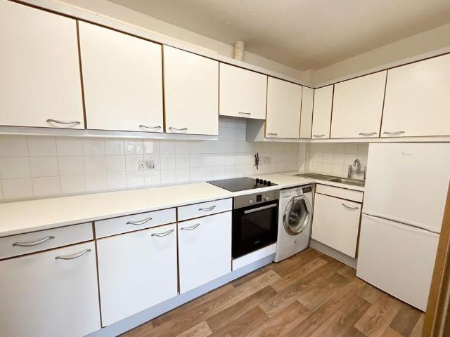 Apartment for rent in Alton Barnes, Essex