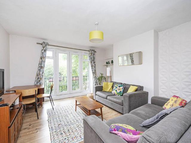Flat for rent in Stoke Newington, Isle Of Man